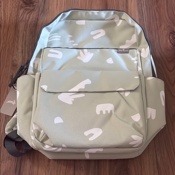 Red Rovr Roo Diaper Bag 14L - Picture 3 of 8